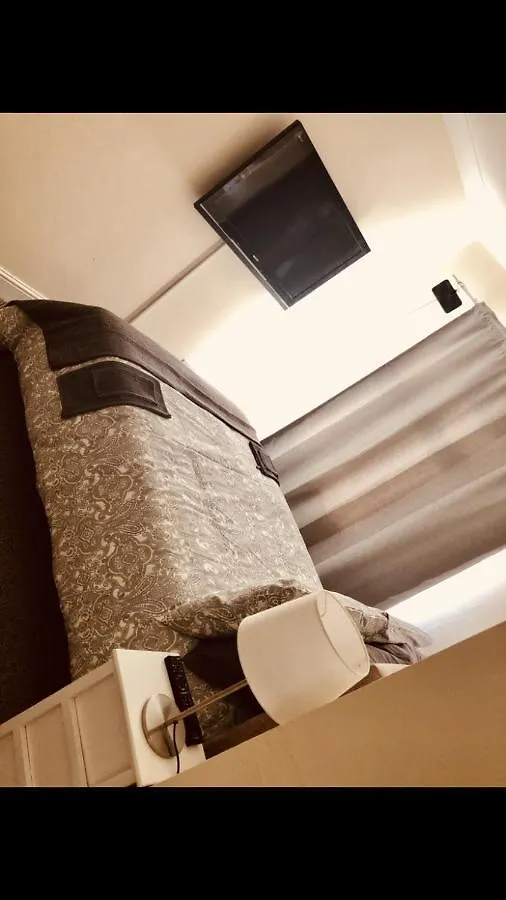 Ac Lounge36 Room B Rochford