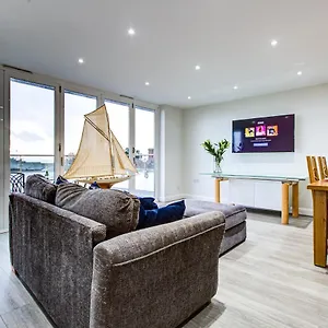  Homestay Penthouse