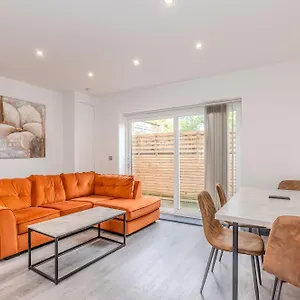 3 Bedroom Flat Bn340awil , Brighton United Kingdom